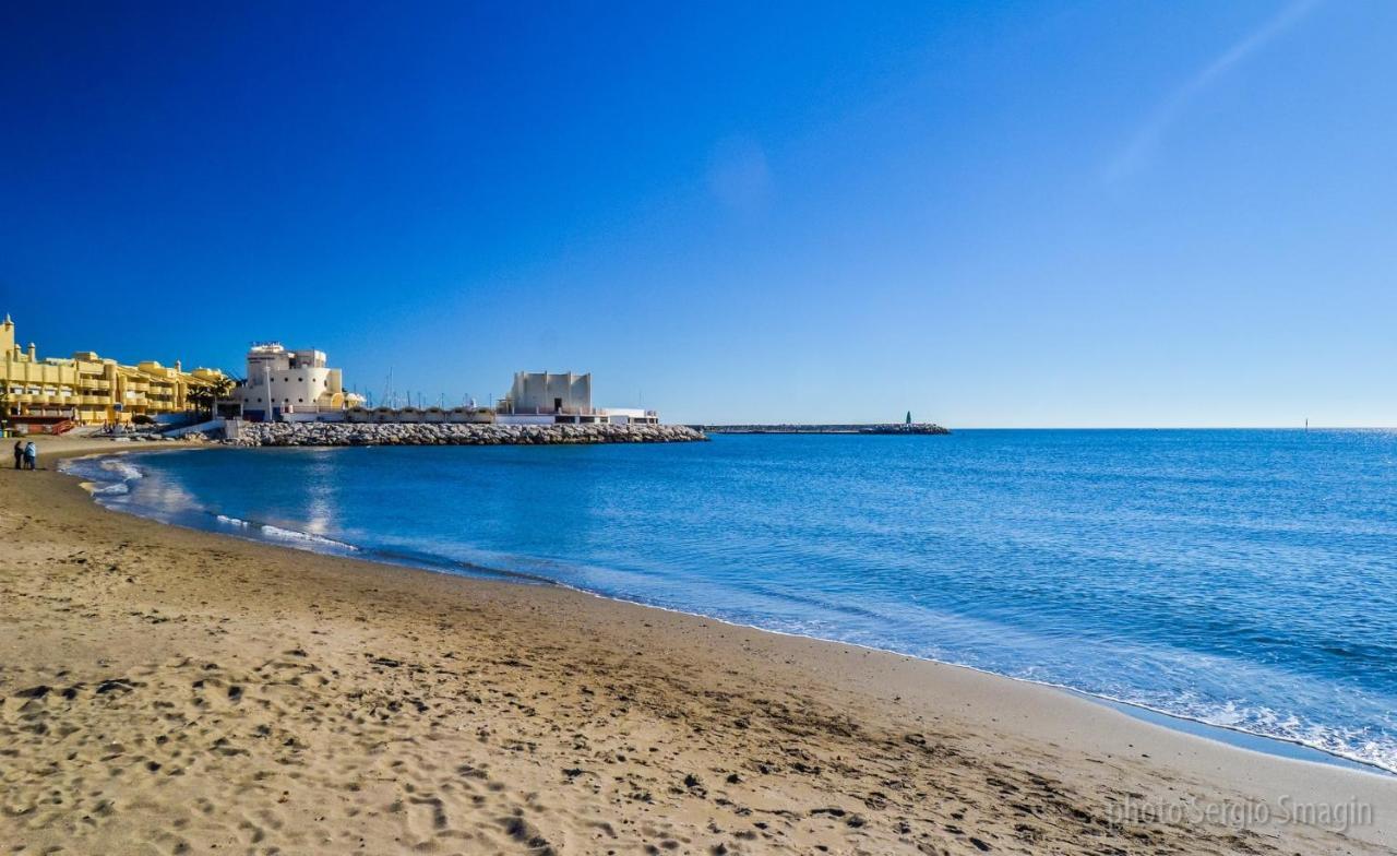 Timon II Apartamentos - A Solo 90 Metros De La Playa - Parking Gratis - Avenida De Las Palmeras Benalmadena Exterior photo